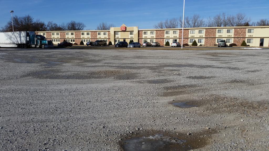 Econo Lodge Inn & Suites Newton Eksteriør bilde