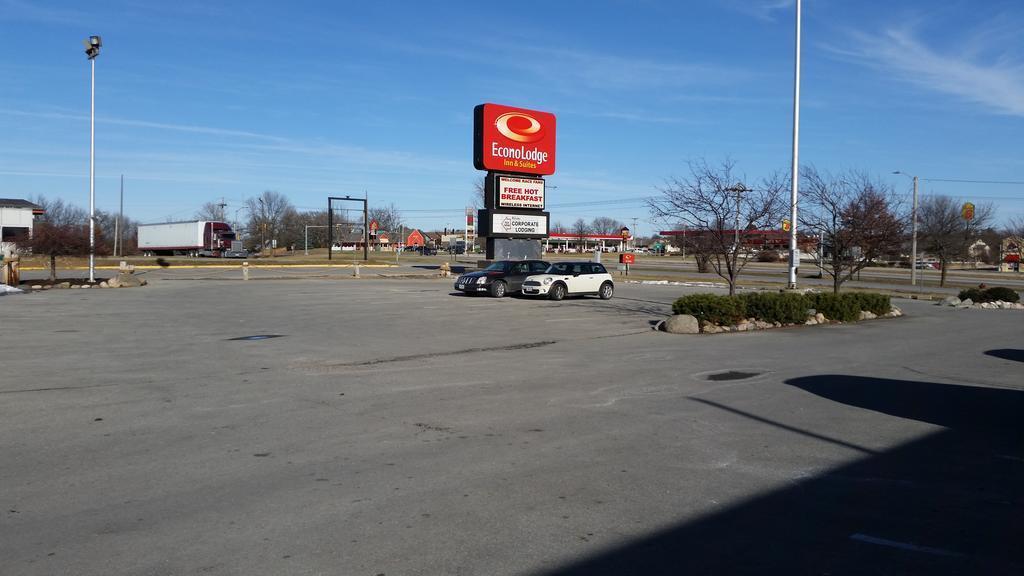 Econo Lodge Inn & Suites Newton Eksteriør bilde