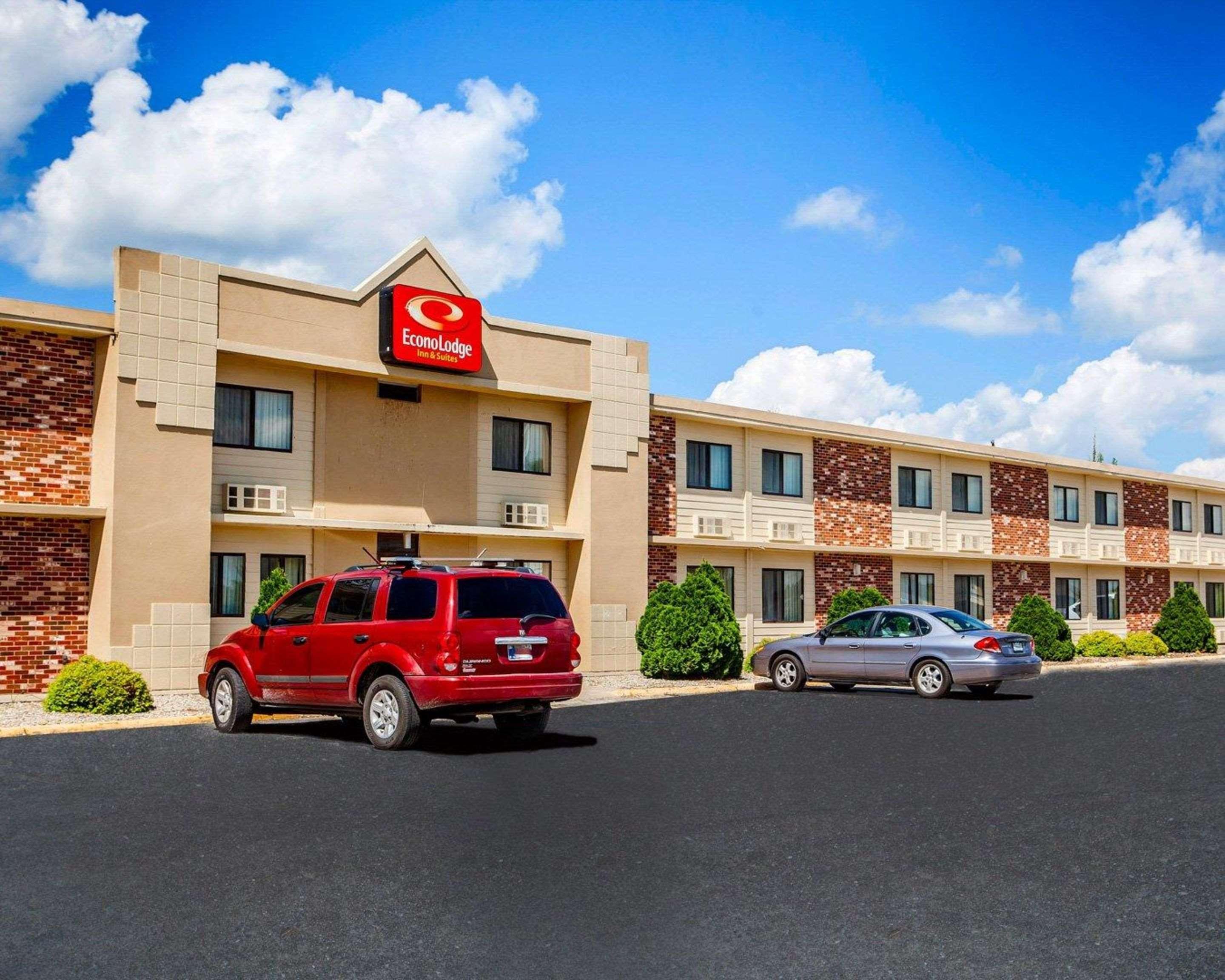 Econo Lodge Inn & Suites Newton Eksteriør bilde