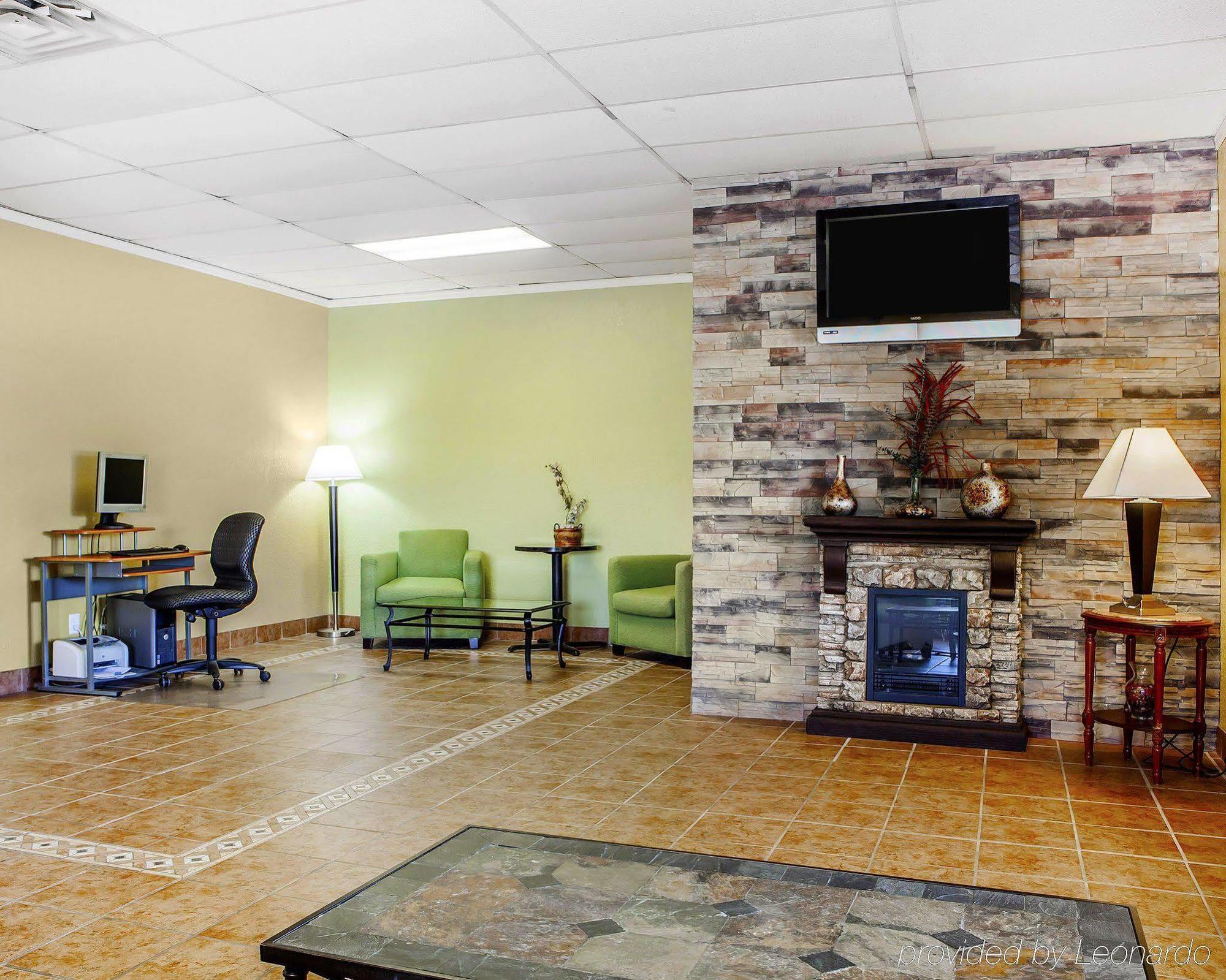 Econo Lodge Inn & Suites Newton Eksteriør bilde